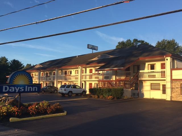 Motel Days By Wyndham Queensbury/lake George 2*